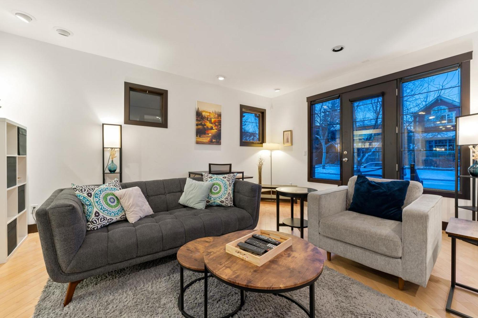 Capitol Hill Delight Homestay Calgary